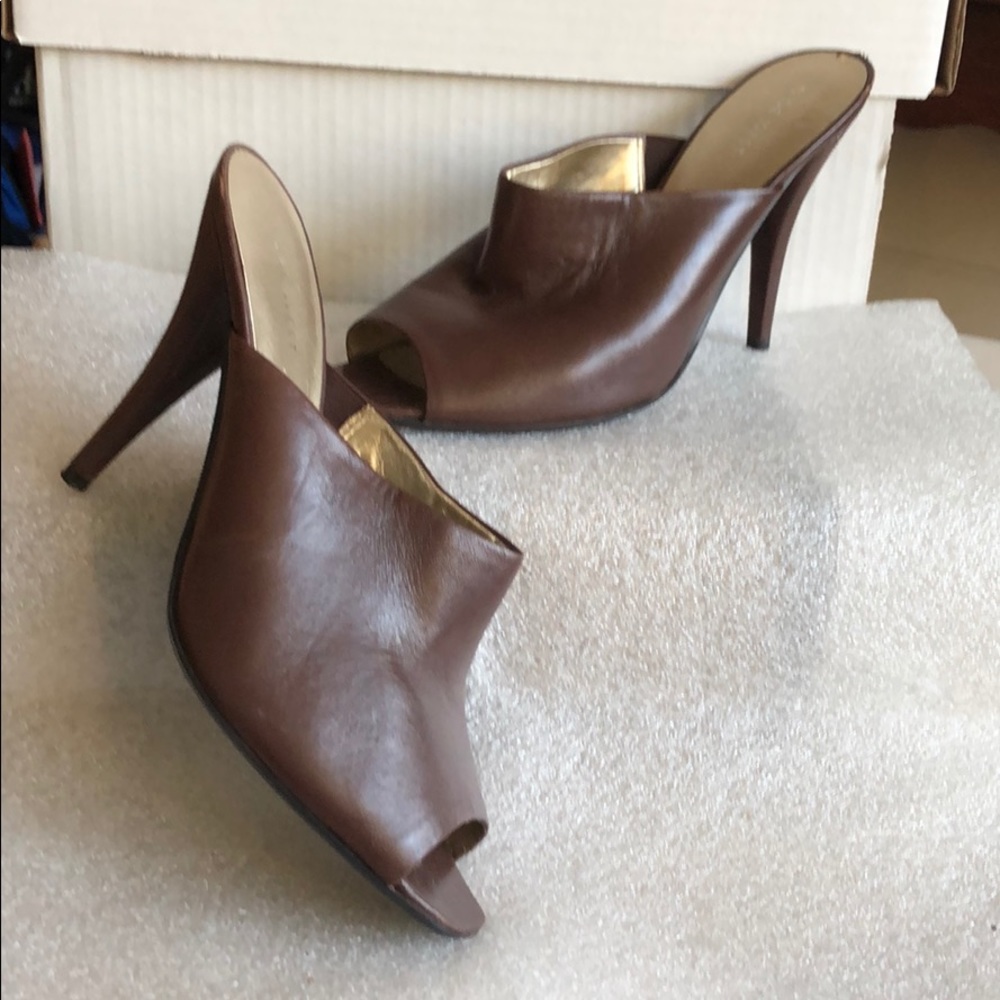 Nine West brown leather mules